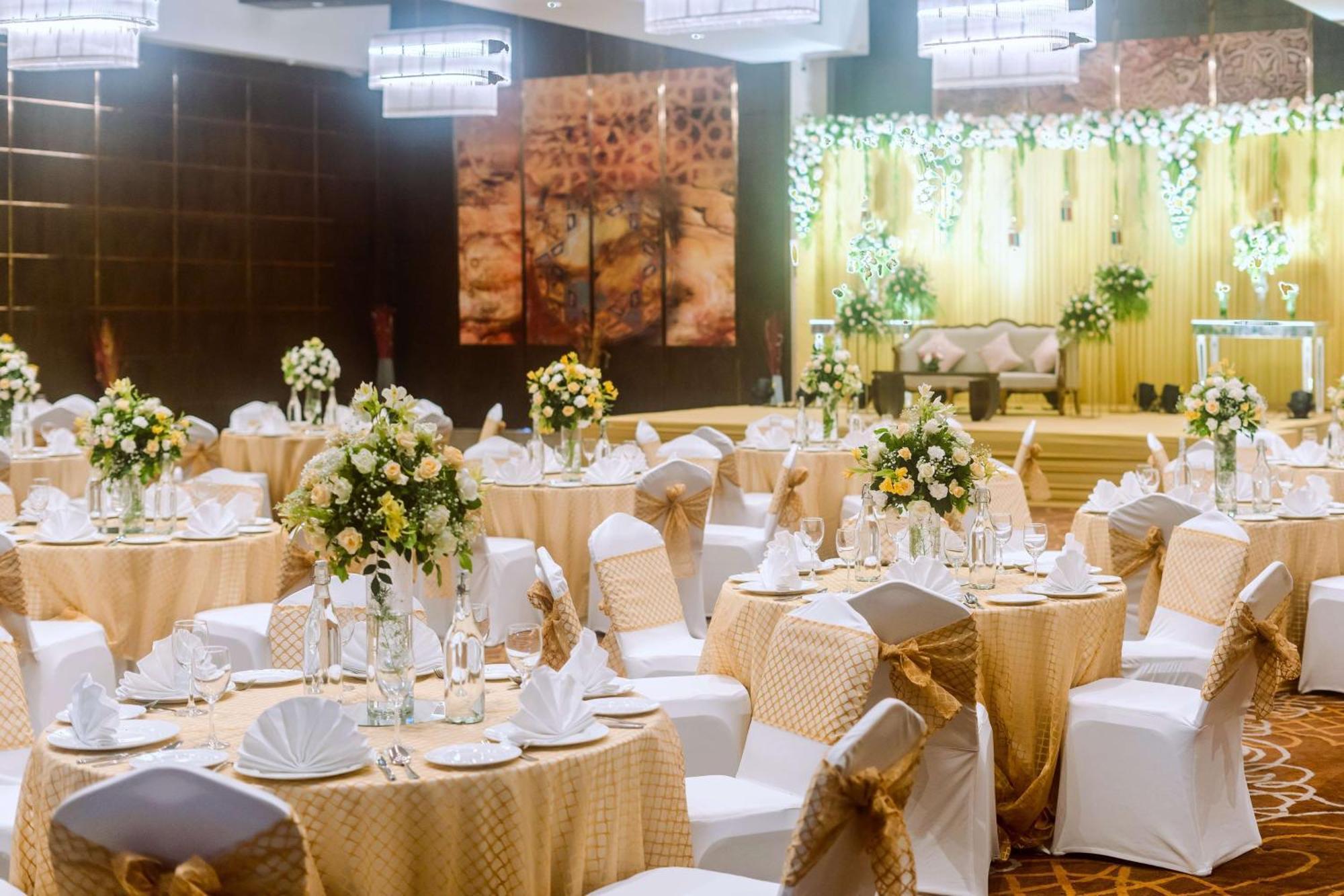 Radisson Blu Hotel, Greater Noida Esterno foto The Grand Ballroom